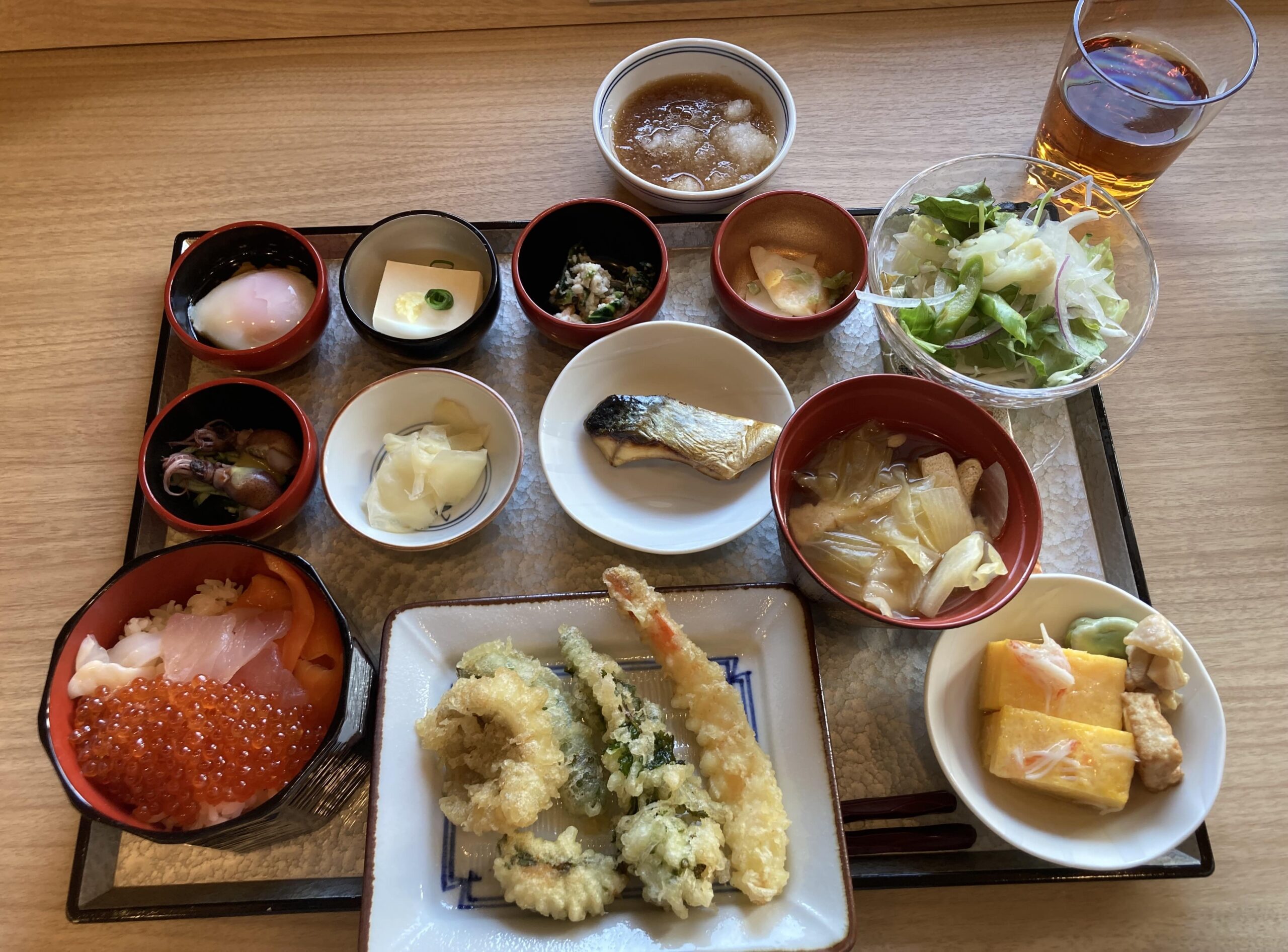 「御宿 野乃 仙台」の朝食の料理の一例