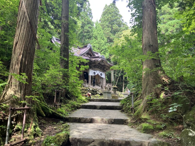 十和田神社の外観